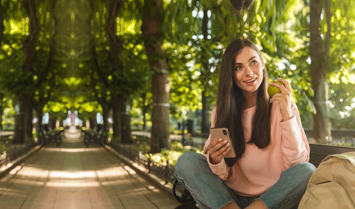 comiendo mientras aprende a importar